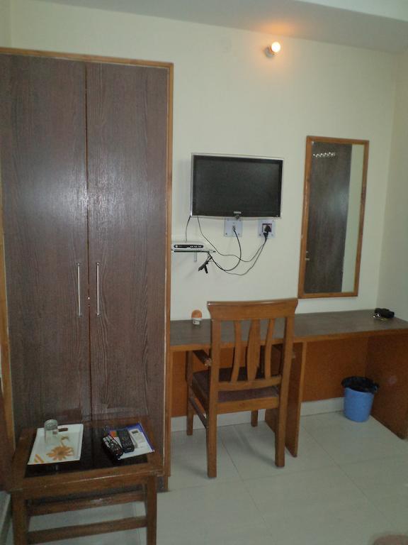 Hotel Umang Lucknow Room photo